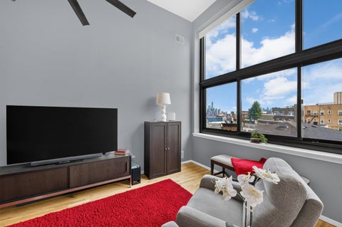 Featured picture for the property 260016225
