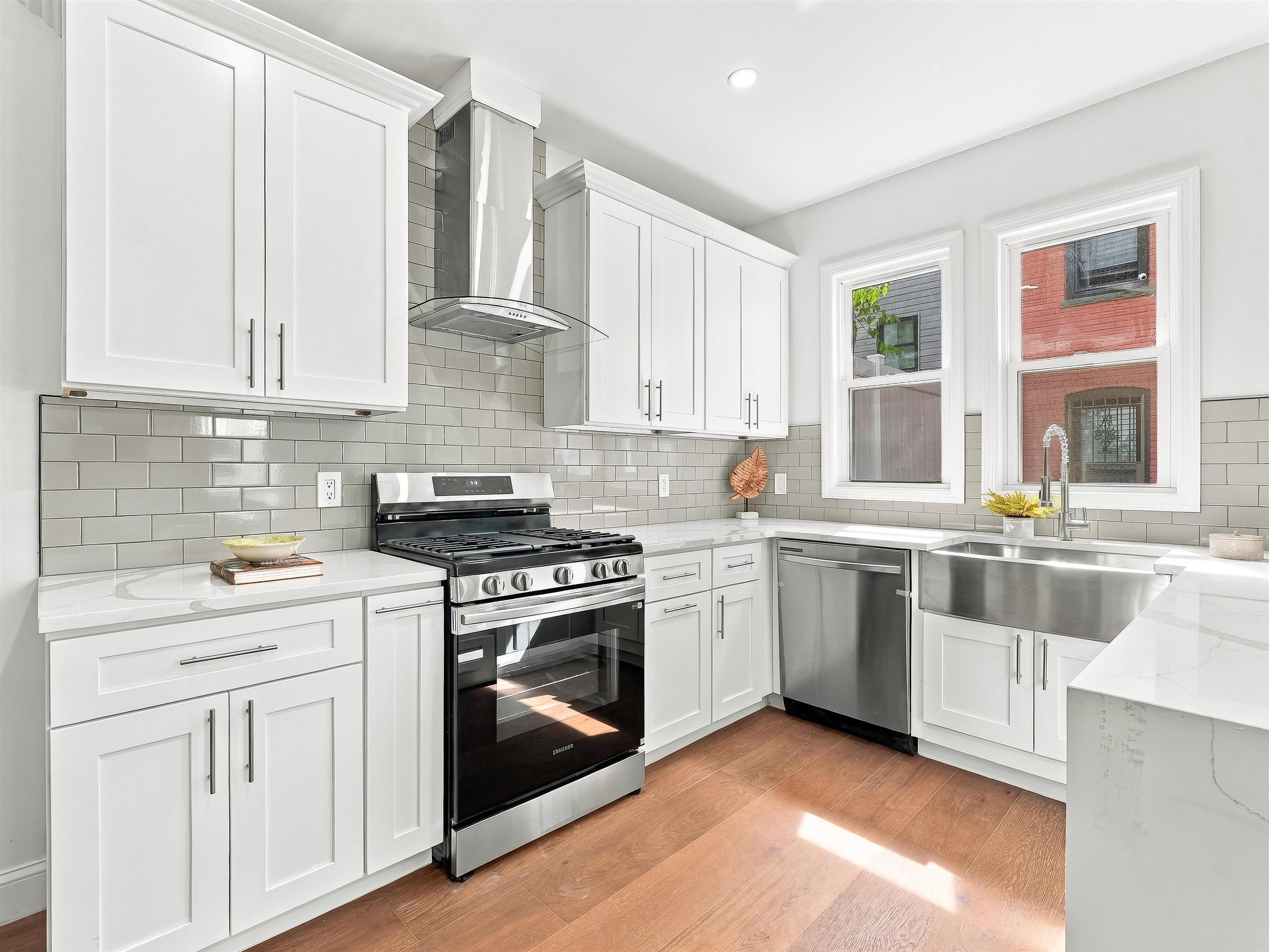 Search Homes 4 42 PASSAIC AVE