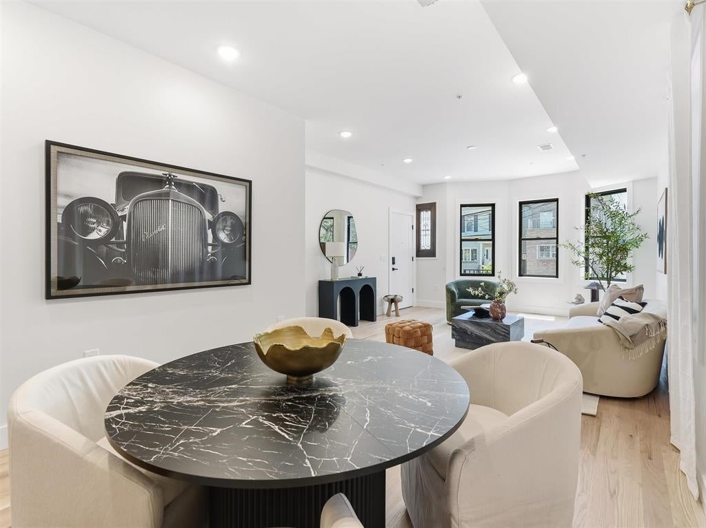 Search Homes 2 202 FAIRVIEW AVE
