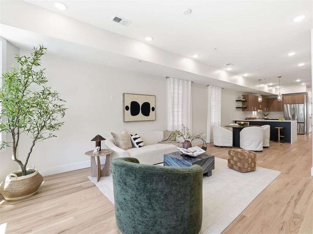 Search Homes 3 202 FAIRVIEW AVE