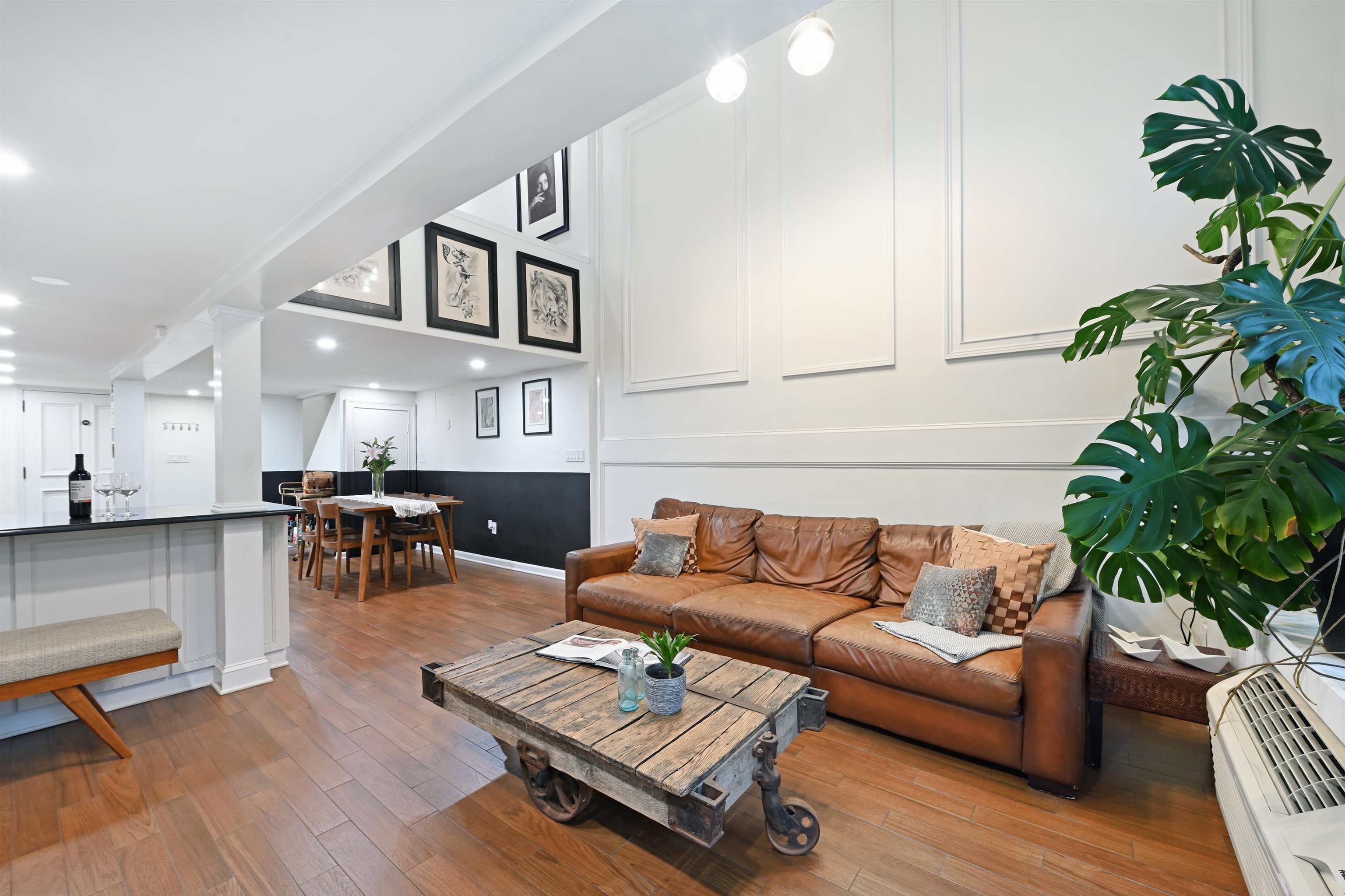 83 MONTGOMERY ST 102