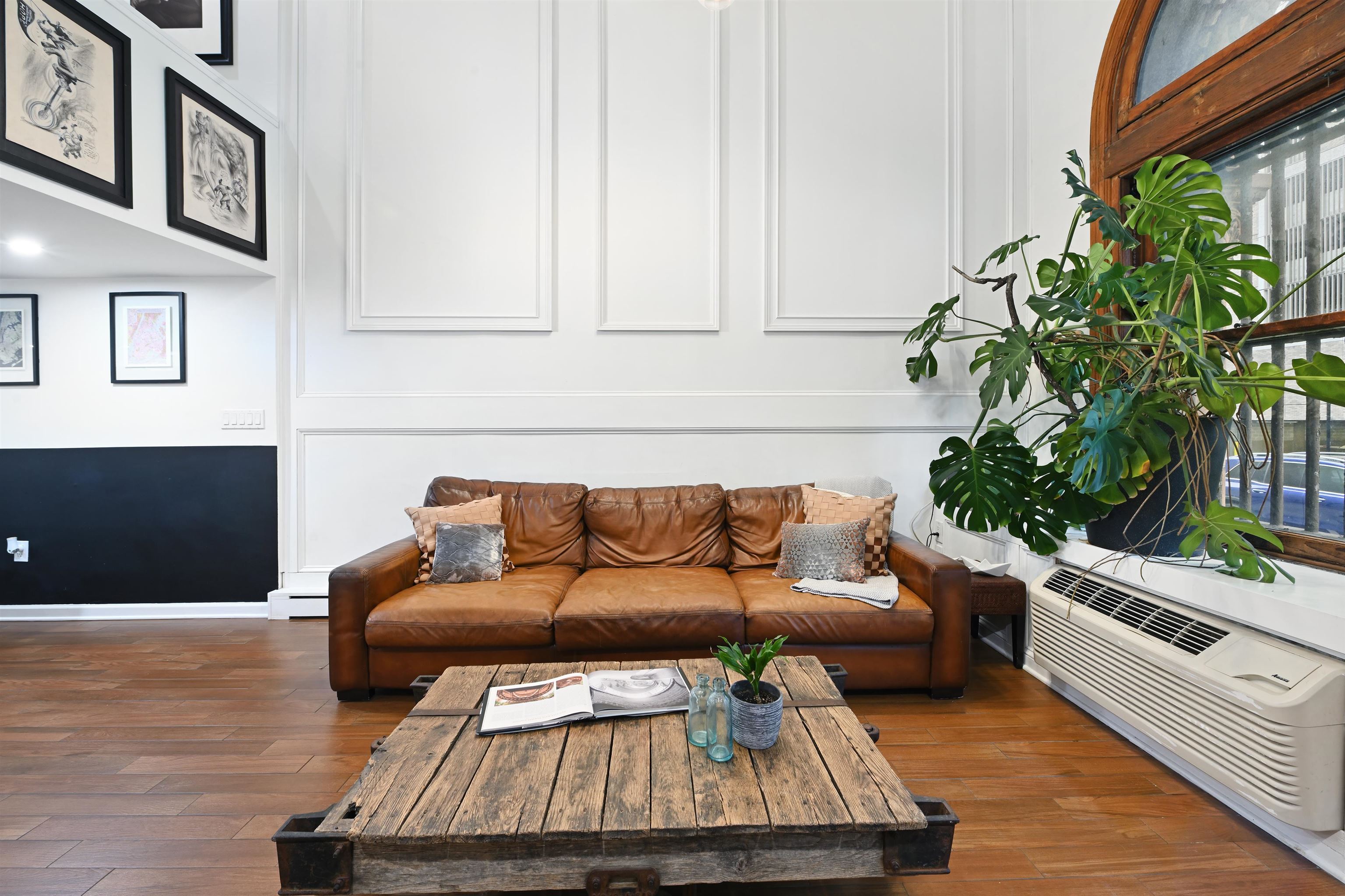 83 MONTGOMERY ST 102