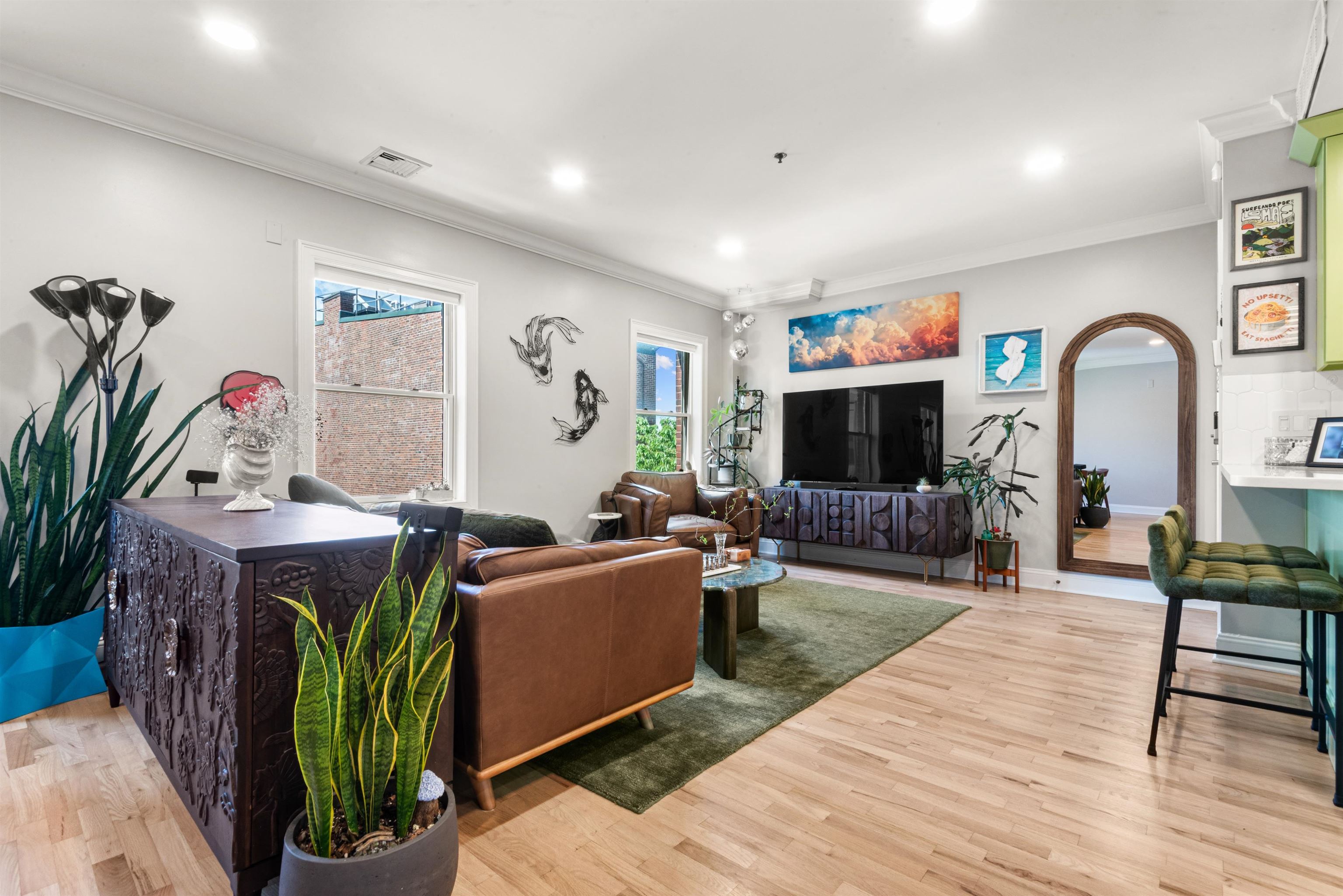 63 SUSSEX ST 8