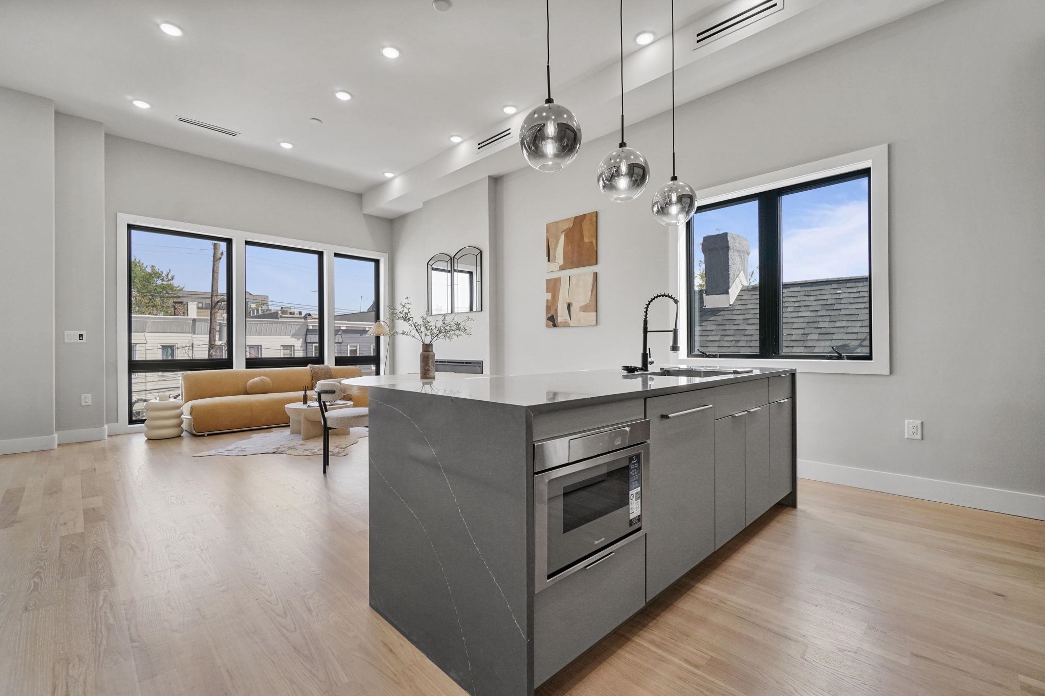 371 New York Ave #2, Jersey City, New Jersey image 11