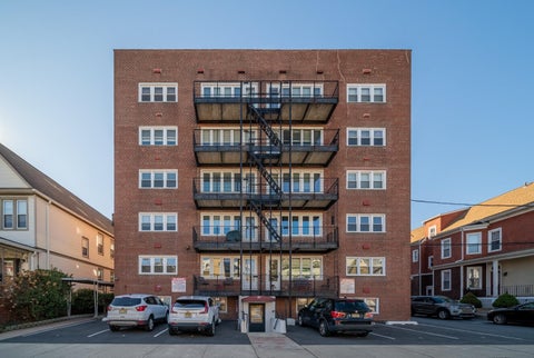 Featured picture for the property 230001359