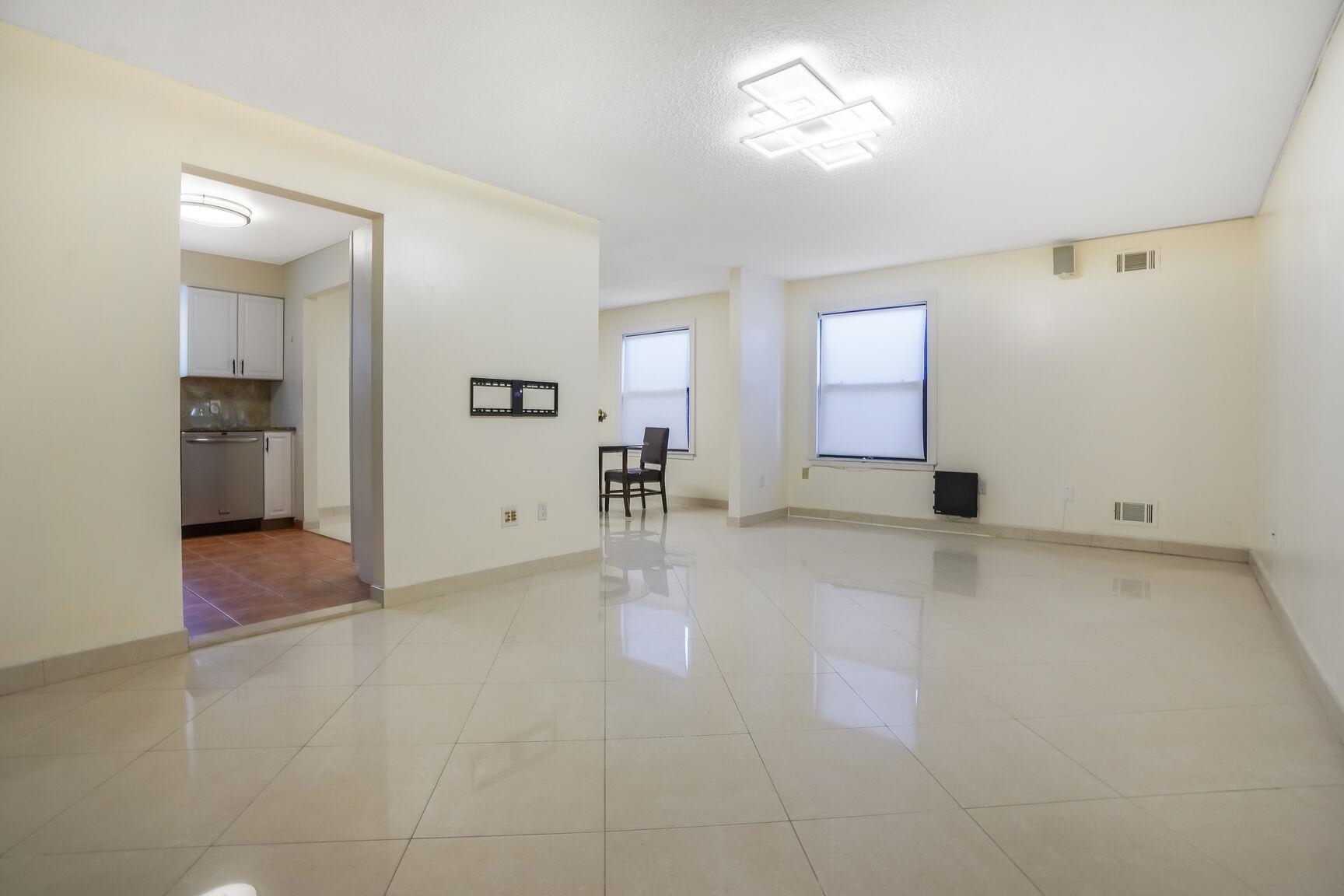 214 70th St #1B, Guttenberg, New Jersey image 5