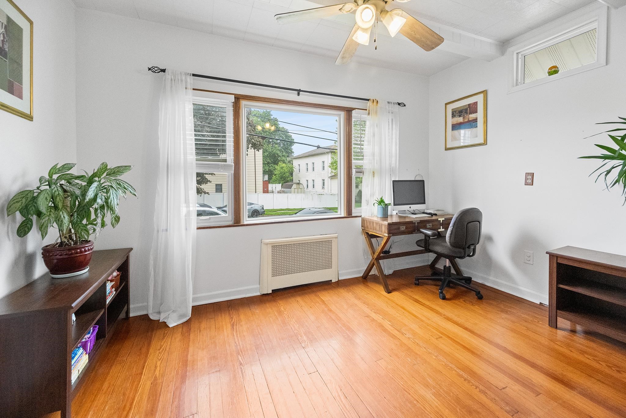 121 Summit Ave, Lyndhurst, New Jersey image 4