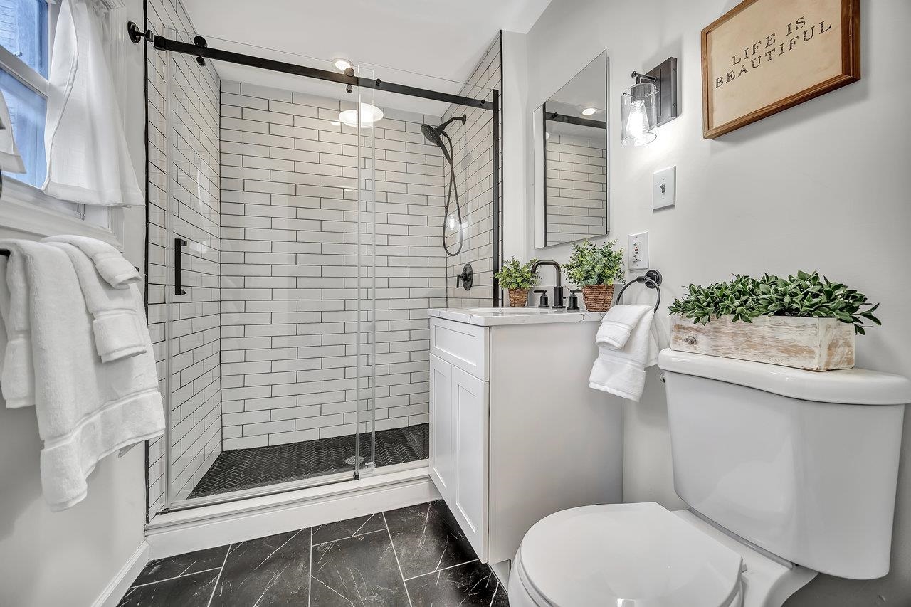 133 Madison St #2L, Hoboken, New Jersey image 6