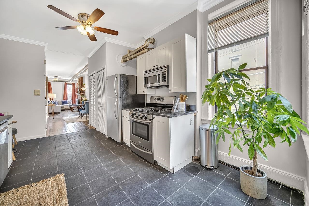 133 Madison St #2L, Hoboken, New Jersey image 4