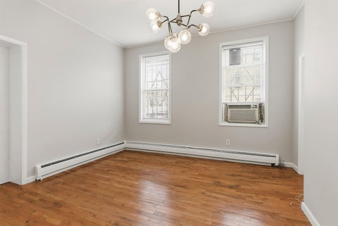 Apartment For Rent - 154 South St #1<br/> Jersey City, NJ 07307