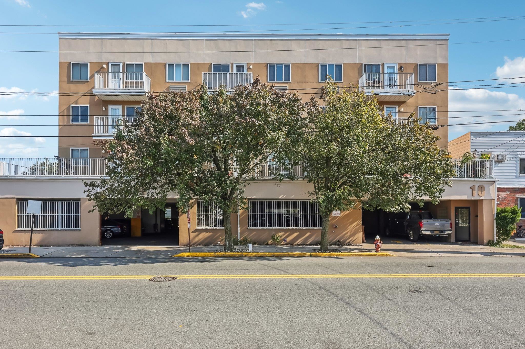 10 Palisade Ave #3A, Cliffside Park, New Jersey image 1