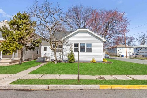 MLS: 250005794