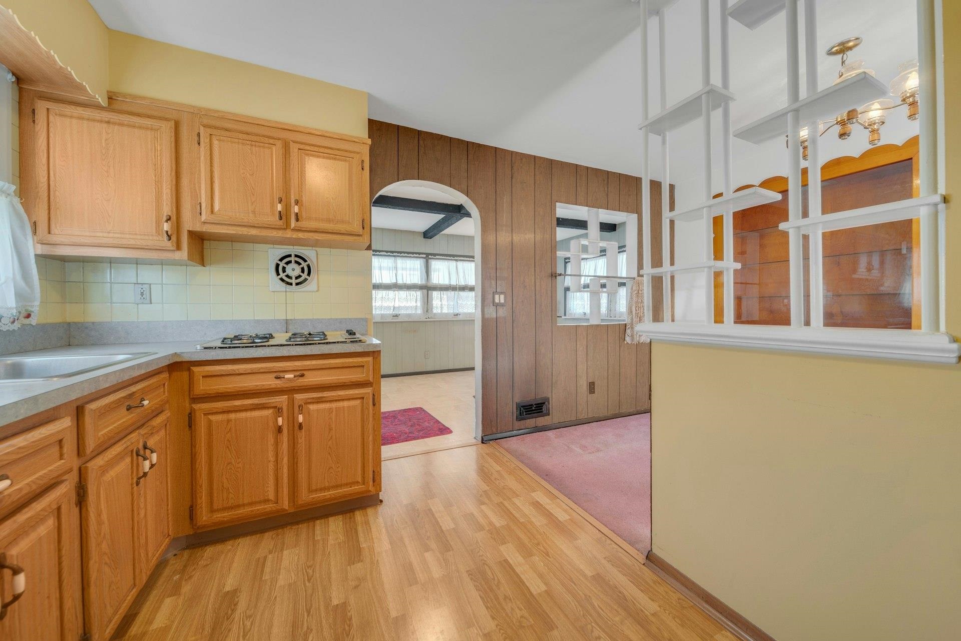 92 Huber St, Secaucus, New Jersey image 16