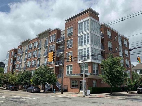 Condo For Sale - 55 Mallory Ave #34<br/> Jersey City, NJ 07305