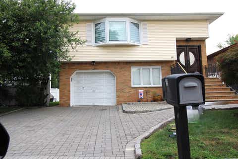 Multifamily For Rent - 39 Mill Ridge Rd<br/> Secaucus, NJ 07094