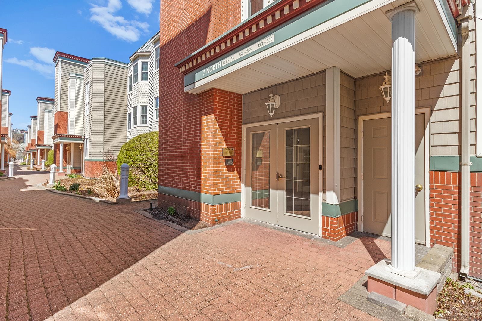 154 The Promenade #154, Edgewater, New Jersey image 3
