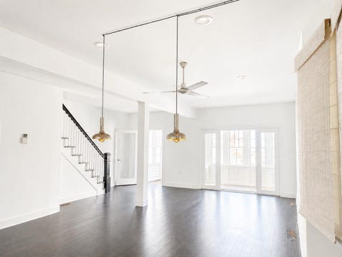 Homes For Sale - 528 Undercliff Ave<br/> Bergen County, Edgewater, NJ 07020