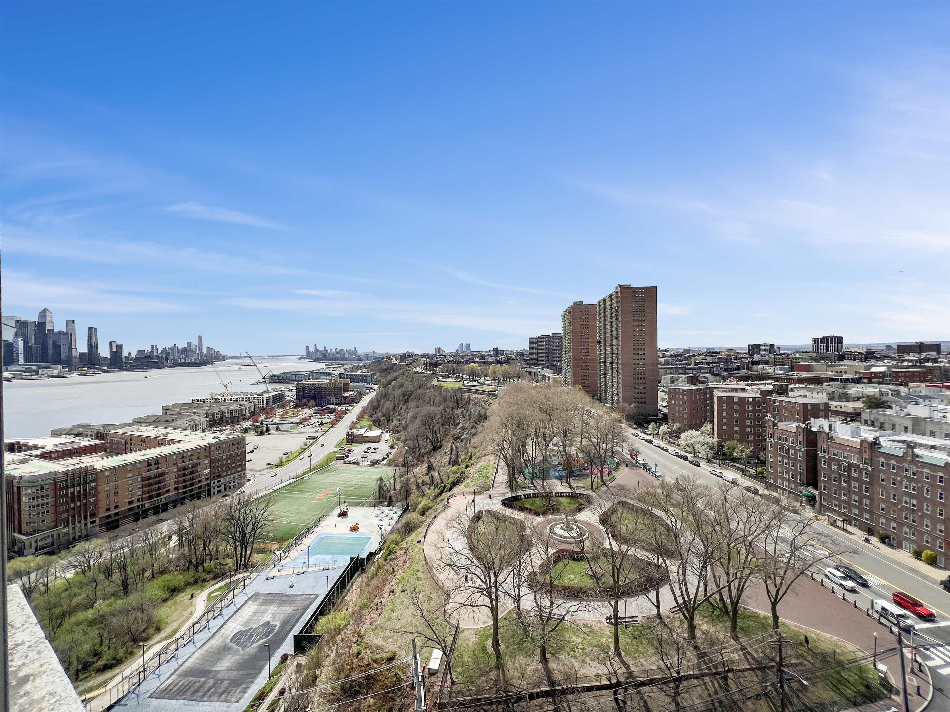 6040 Blvd East #14H, West New York, New Jersey image 33