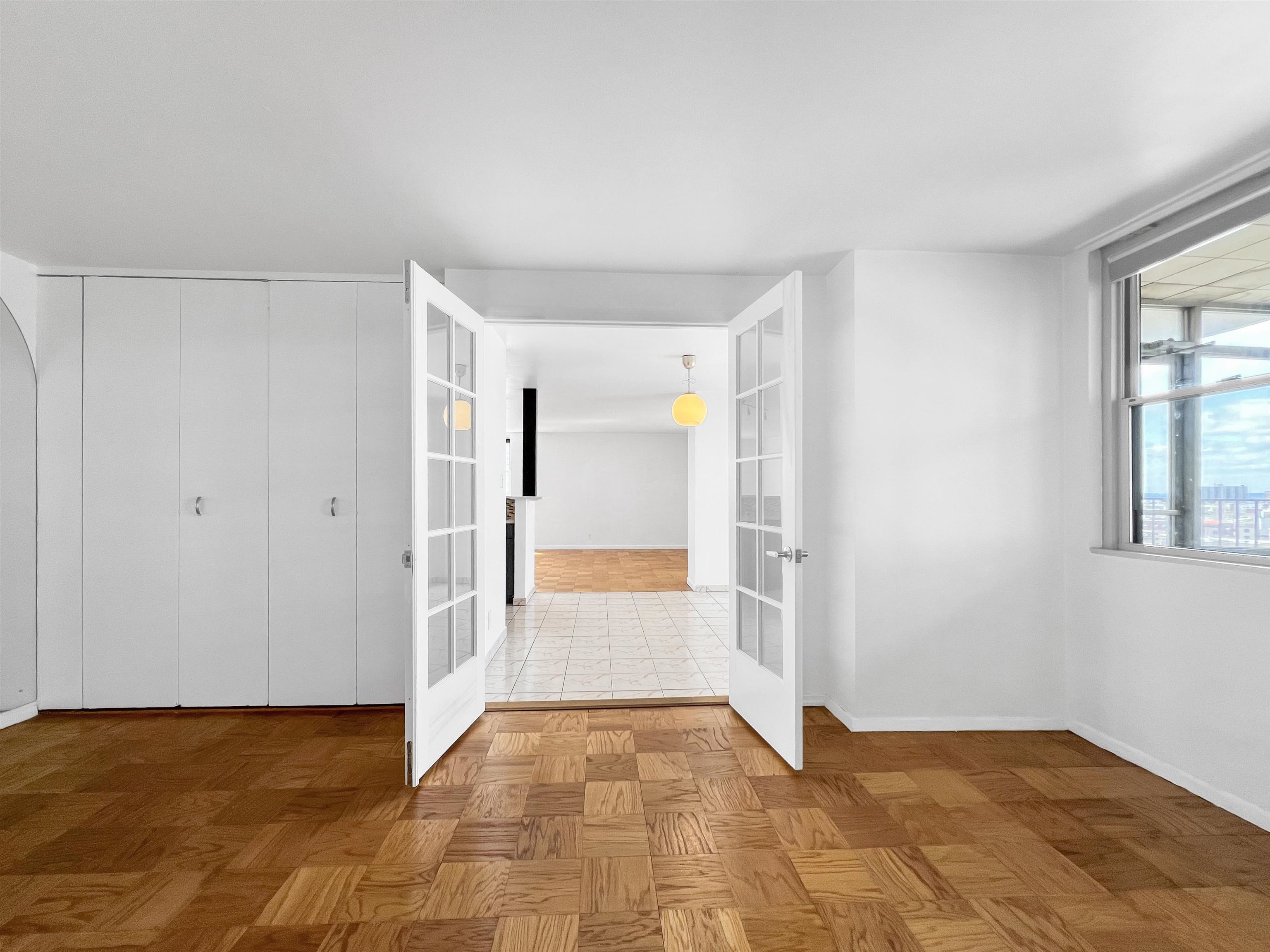 6040 Blvd East #14H, West New York, New Jersey image 25