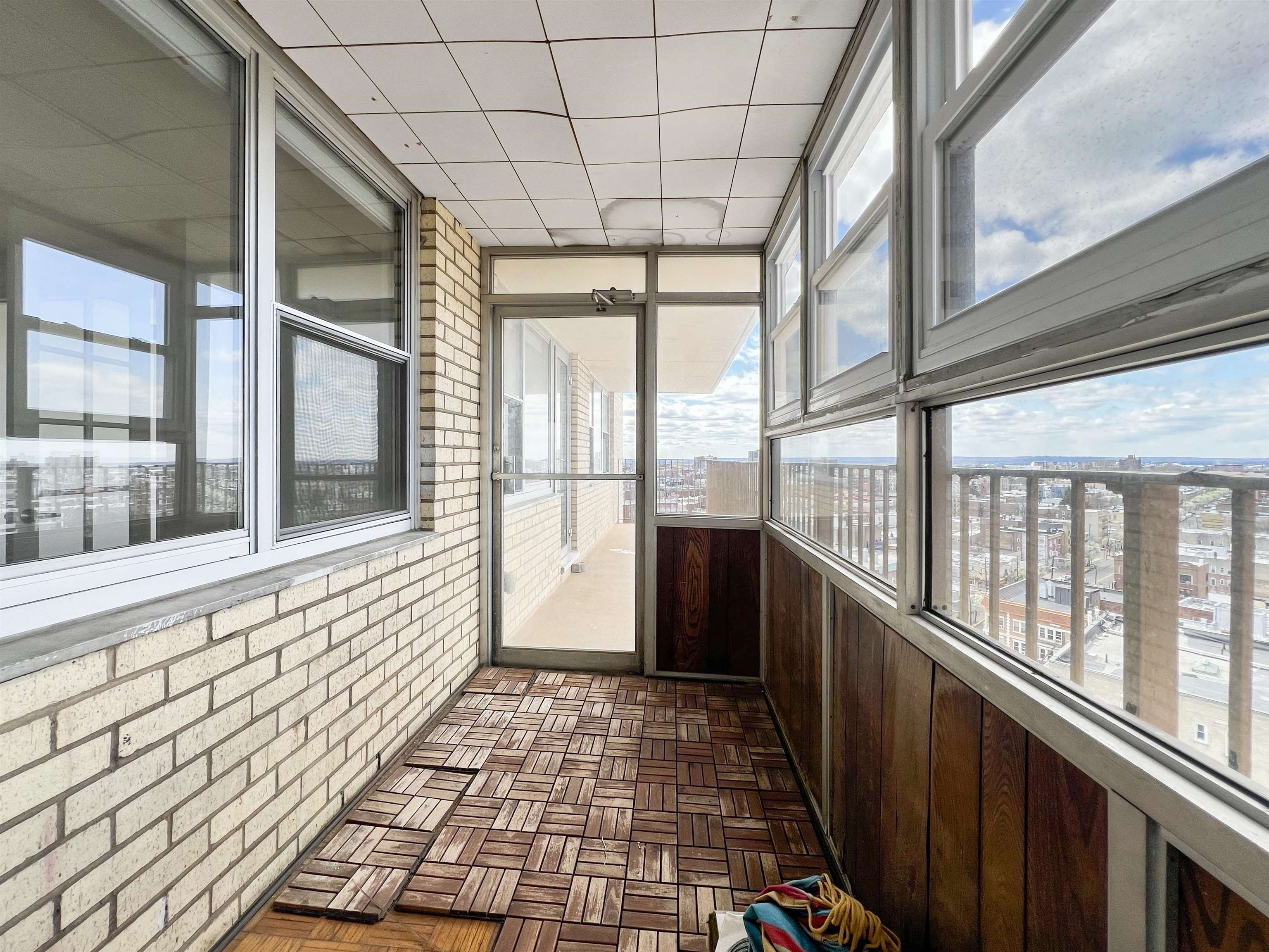 6040 Blvd East #14H, West New York, New Jersey image 31