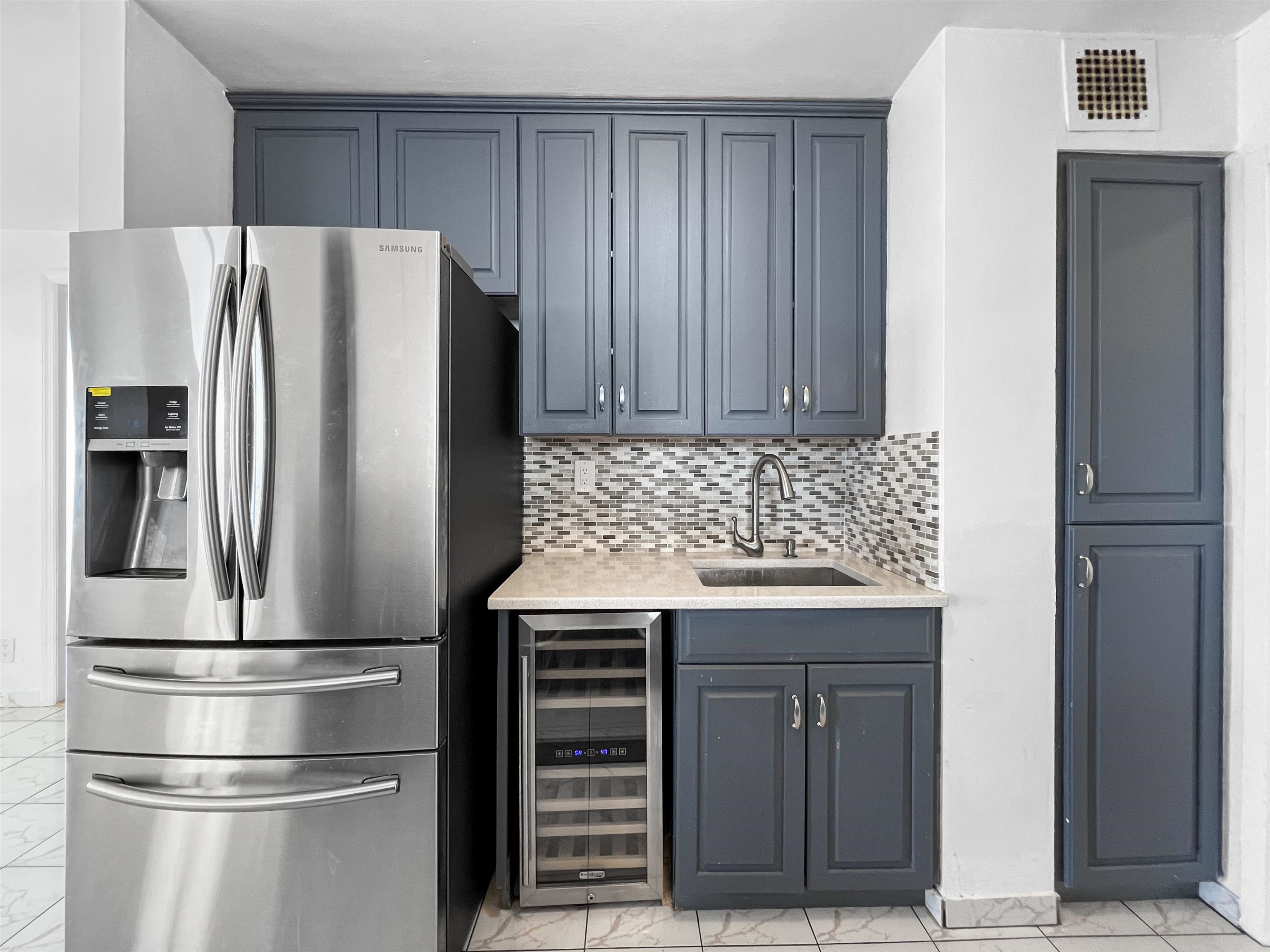 6040 Blvd East #14H, West New York, New Jersey image 20