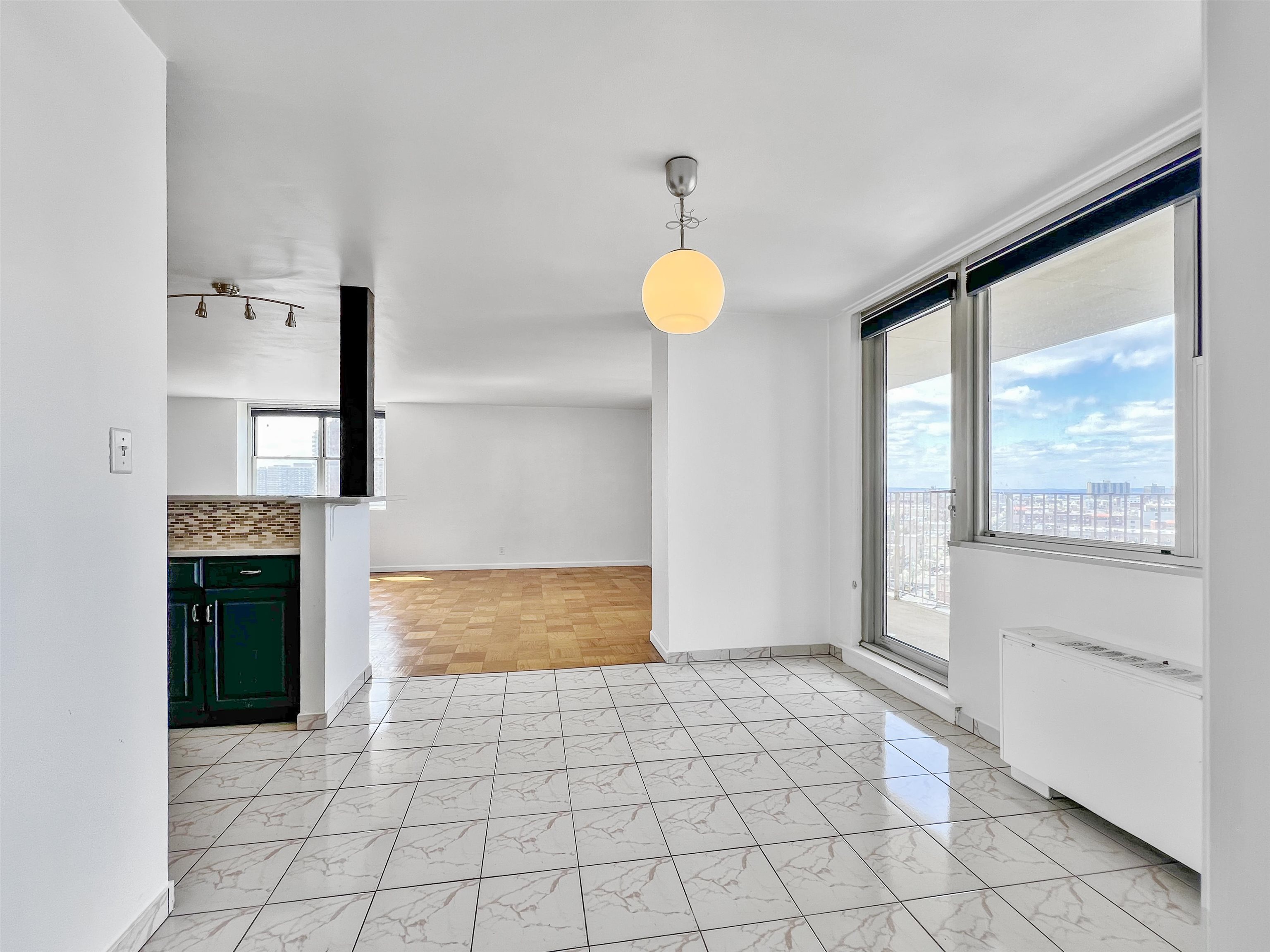 6040 Blvd East #14H, West New York, New Jersey image 24