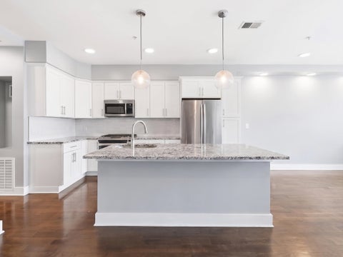 Condo For Sale - 50 Laidlaw Ave #2<br/> Hudson County, Jersey City, NJ 07306