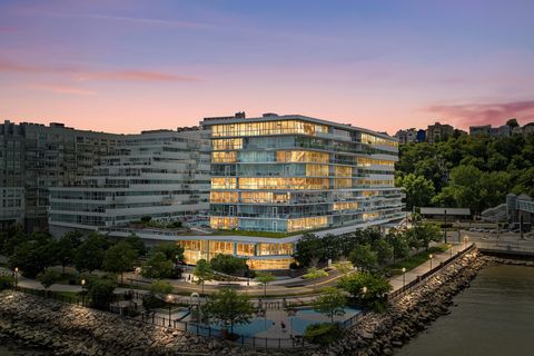 Condo For Sale - 800 Avenue At Port Imperial #508<br/> Weehawken, NJ 07086