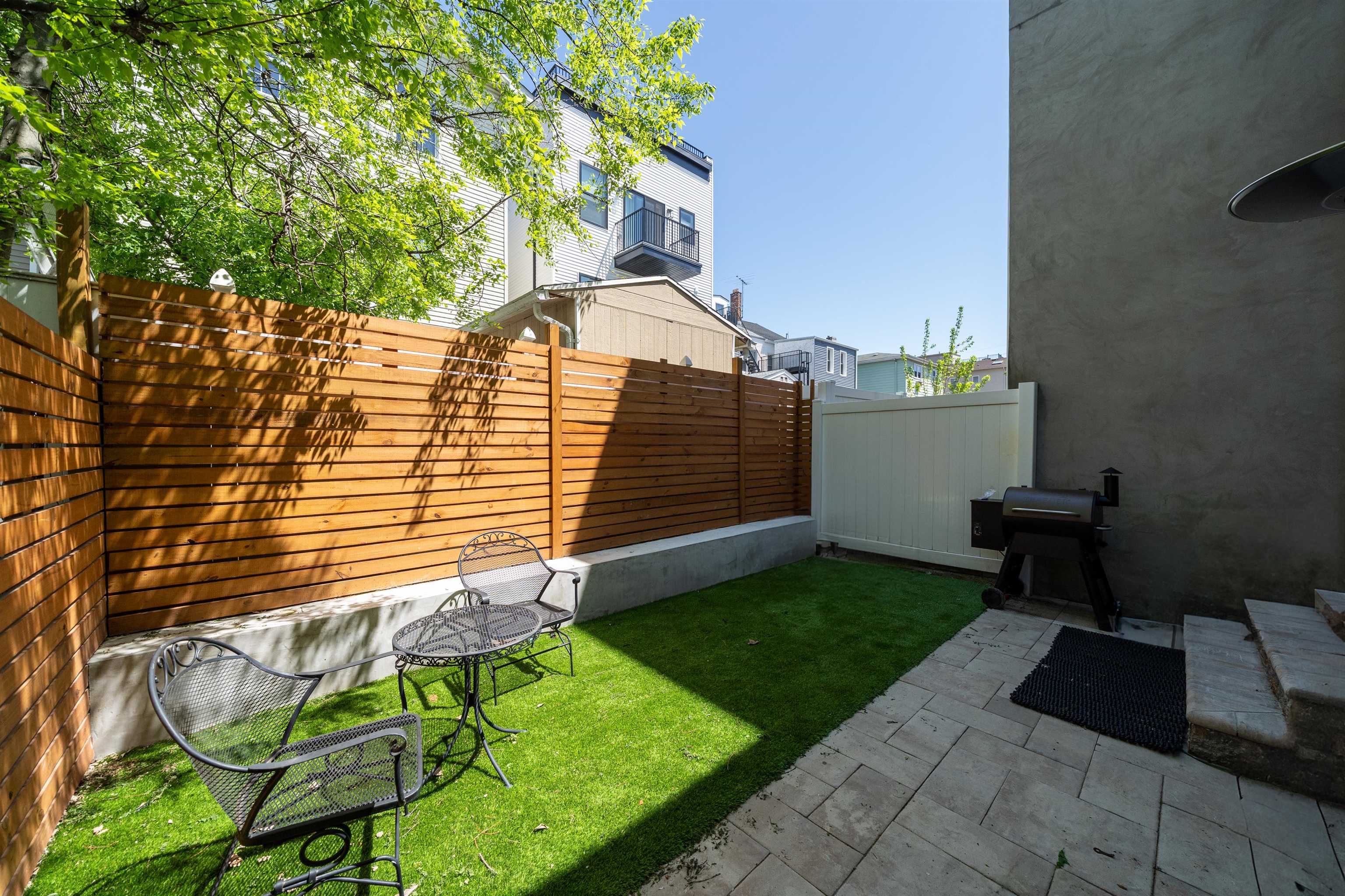 76 Hopkins Ave, Jersey City, New Jersey image 15