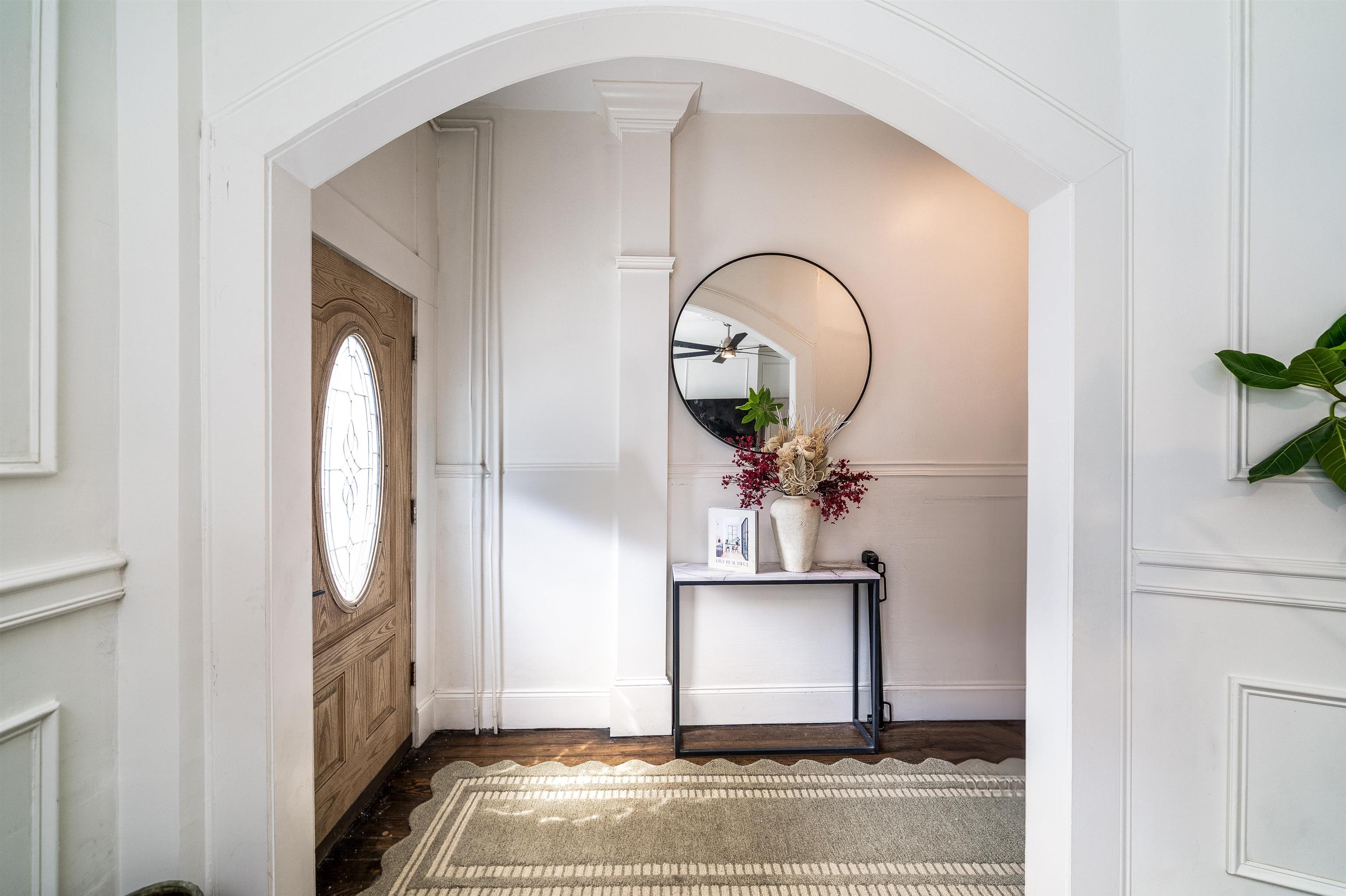 76 Hopkins Ave, Jersey City, New Jersey image 2