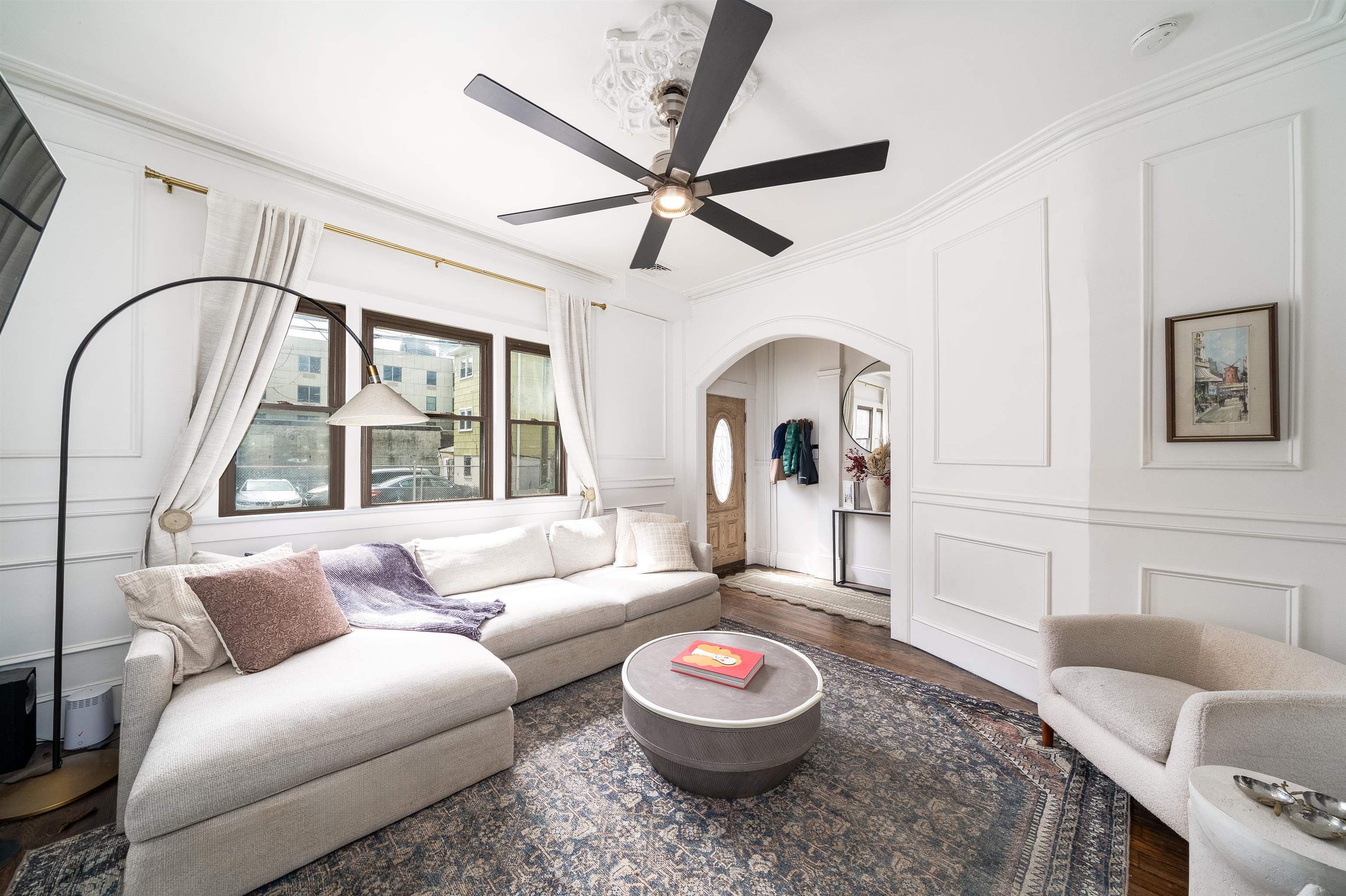 76 Hopkins Ave, Jersey City, New Jersey image 4