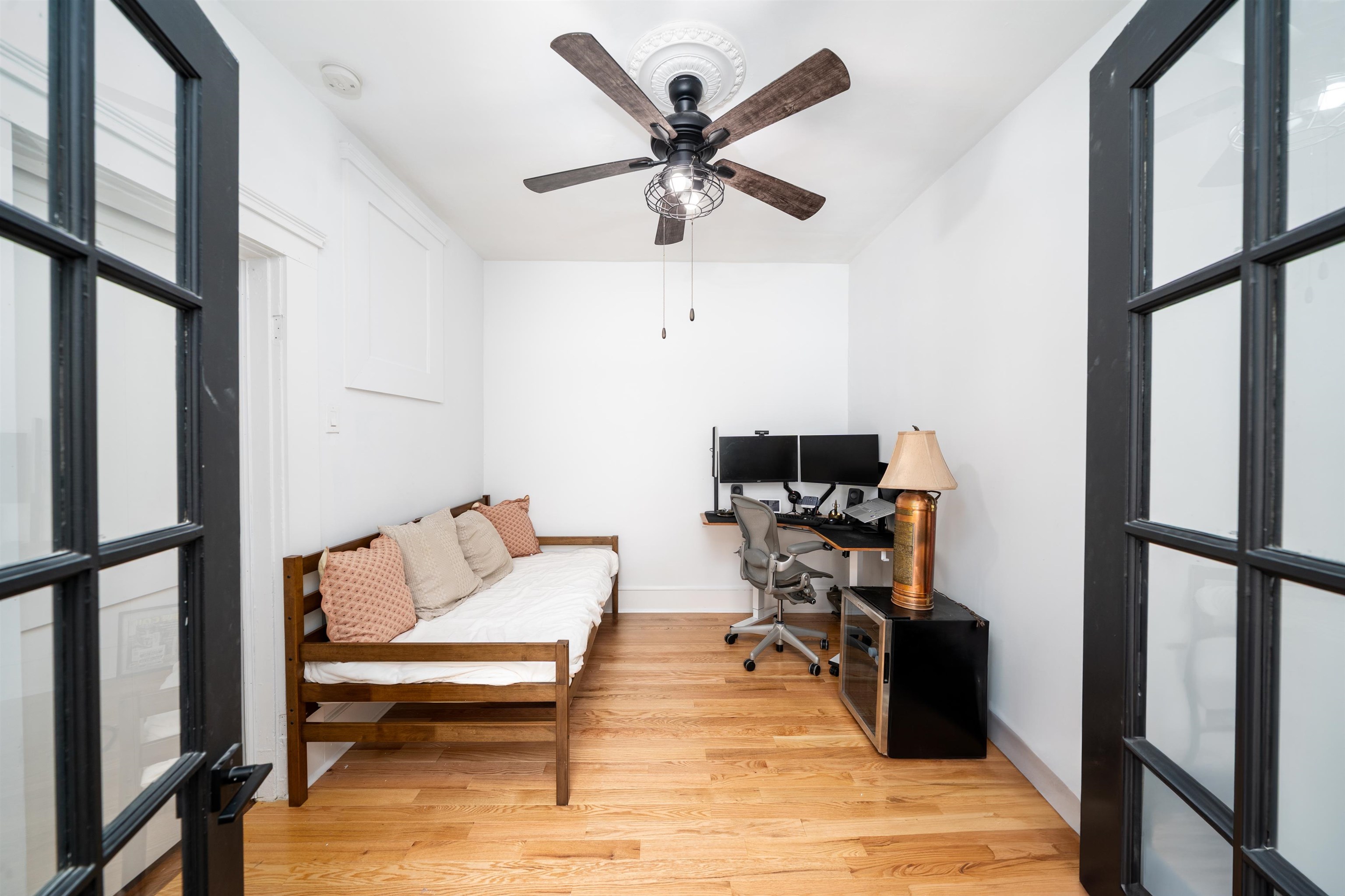 76 Hopkins Ave, Jersey City, New Jersey image 27