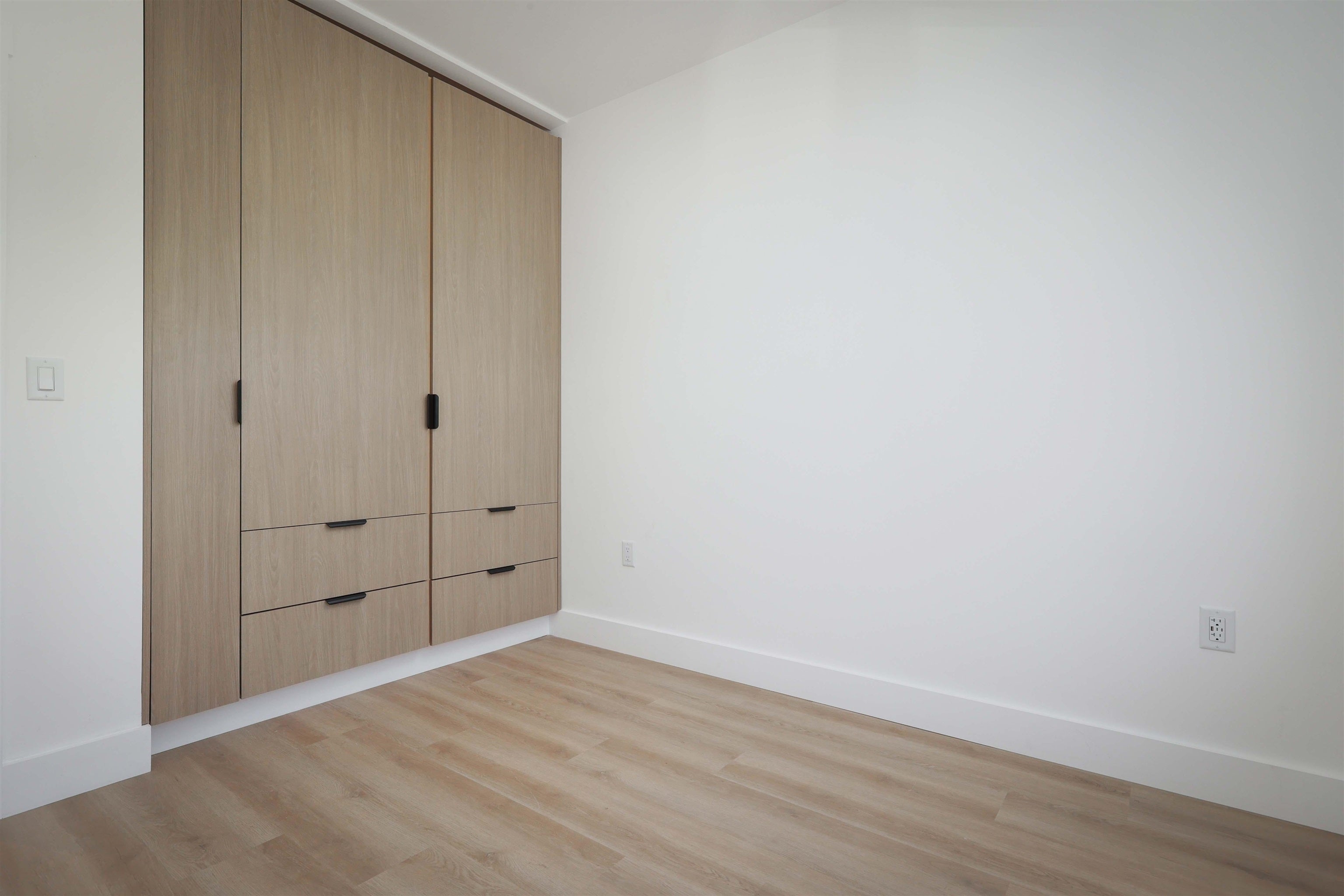 291 NEW YORK AVE 2