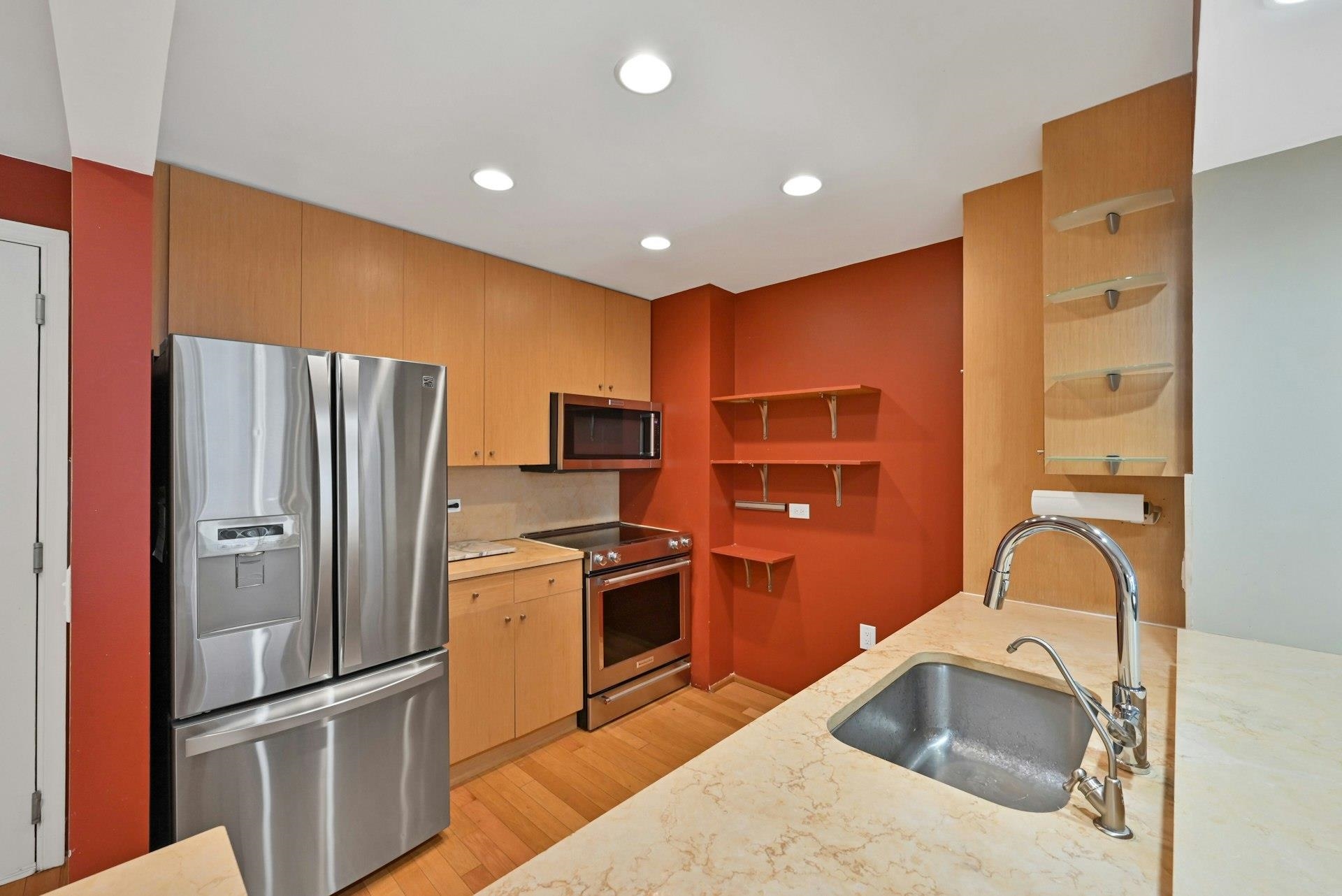 2201 City Pl, Edgewater, New Jersey image 2