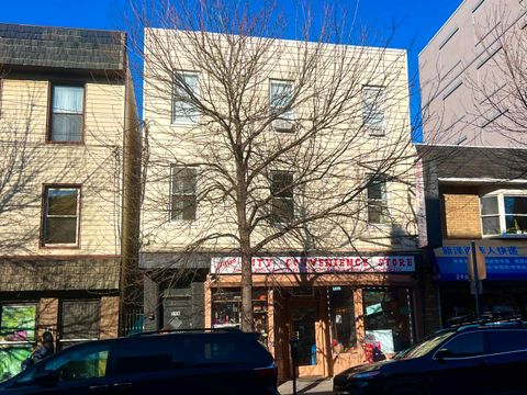 Homes For Rent - 298 Newark Ave #1<br/> Hudson County, Jersey City, NJ 07302