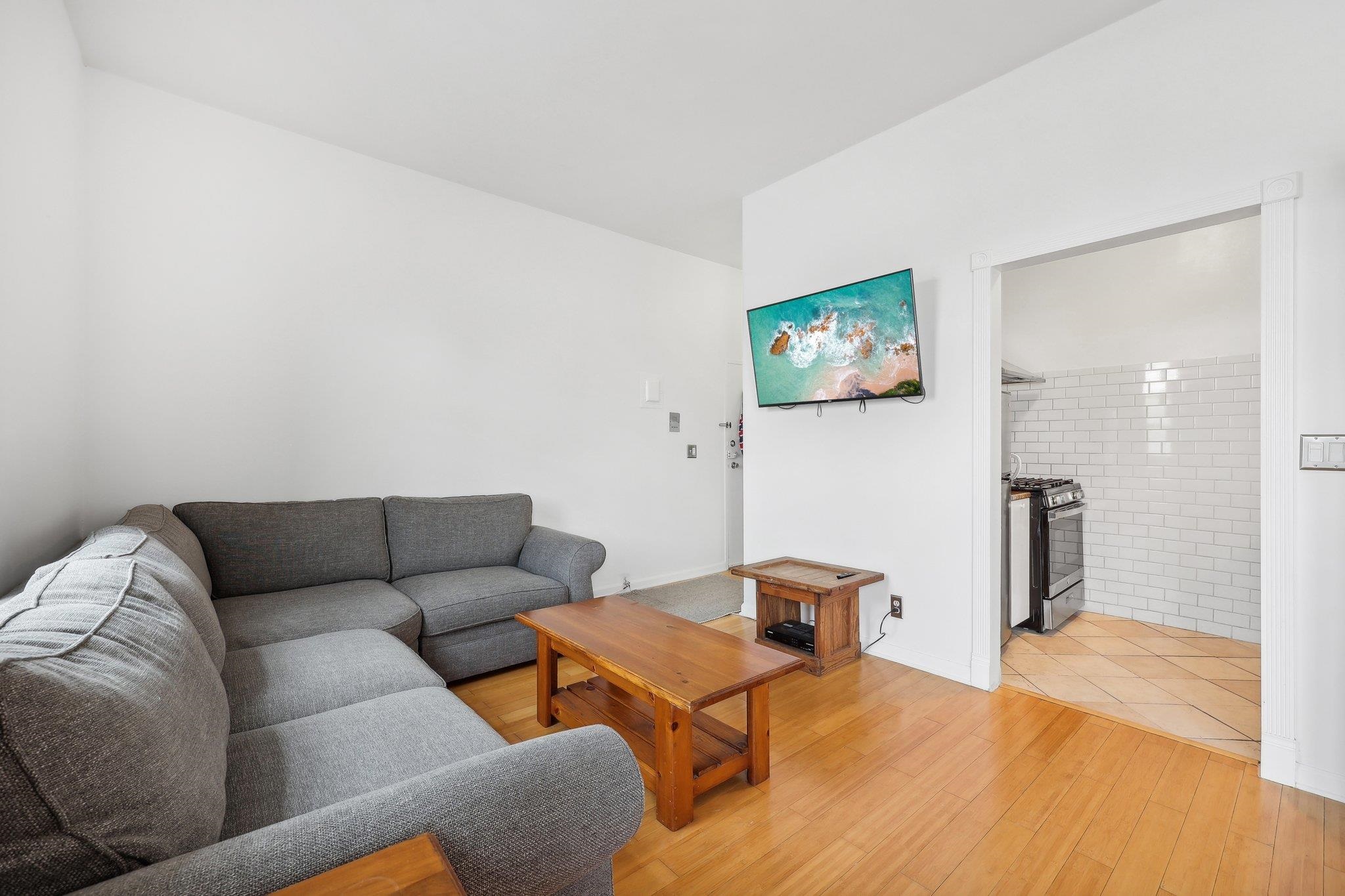 965 Blvd East #4-2, Weehawken, New Jersey image 4