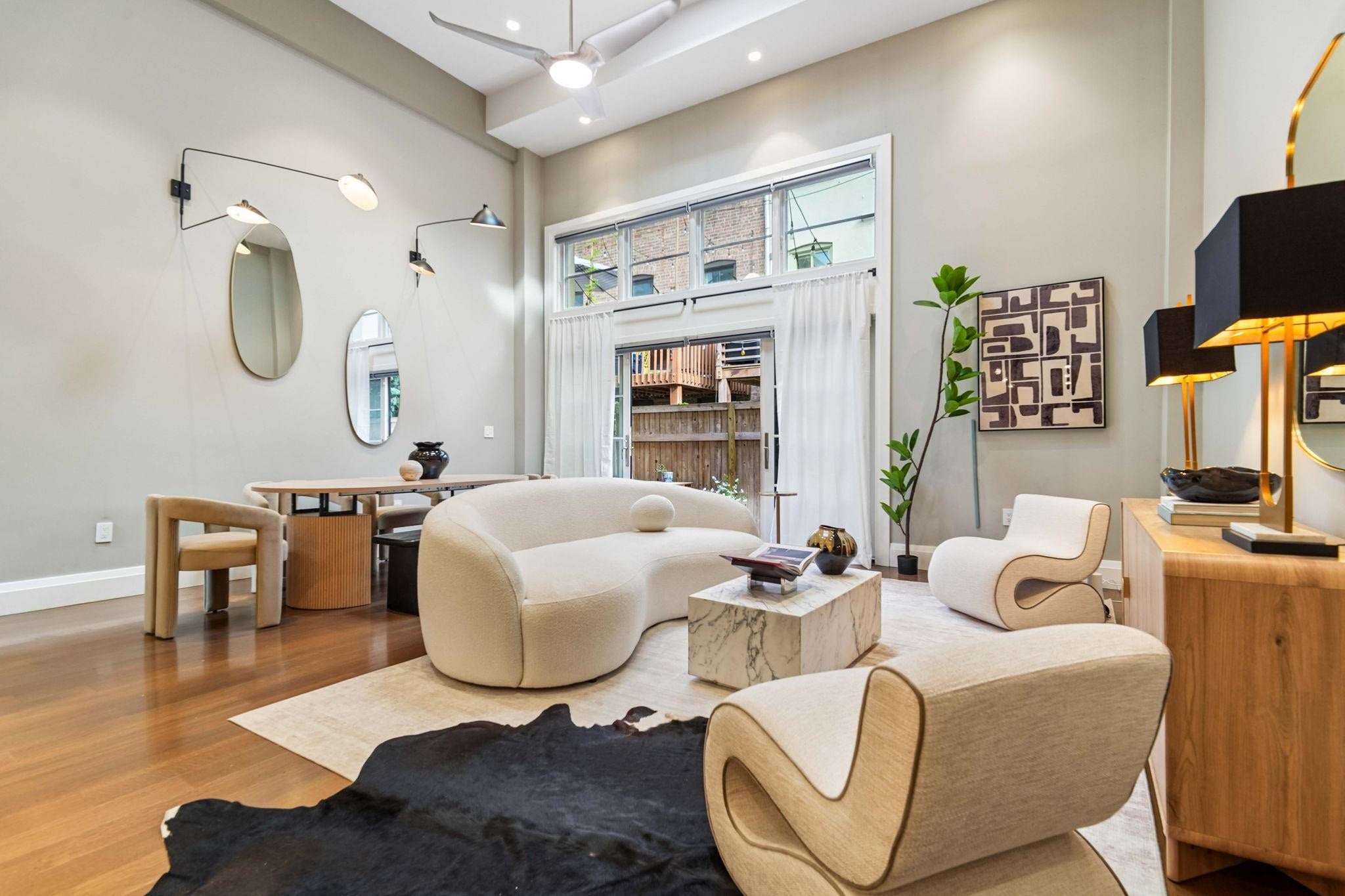 Search Homes 2 208 BRUNSWICK ST 4x