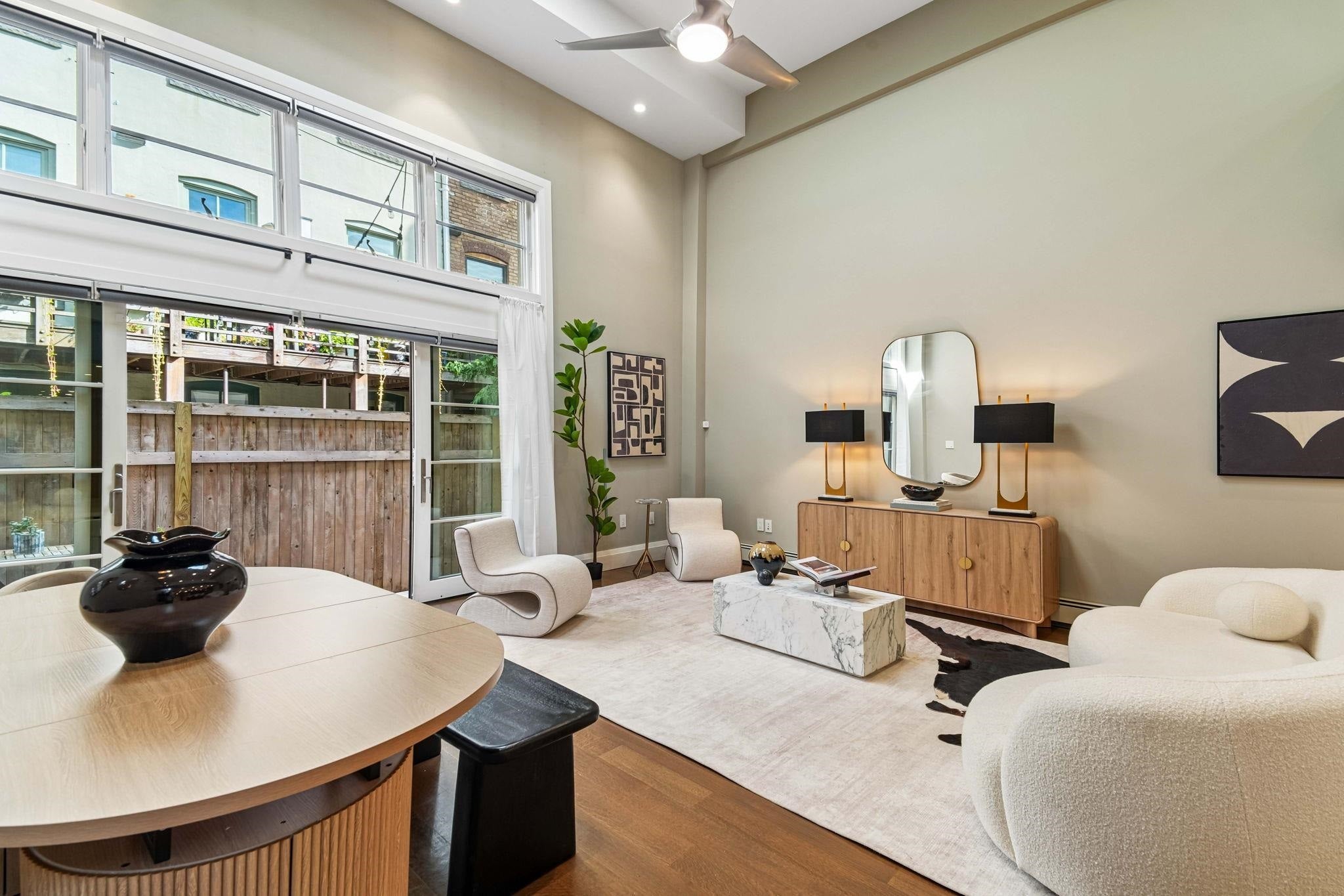 Search Homes 4 208 BRUNSWICK ST 4x