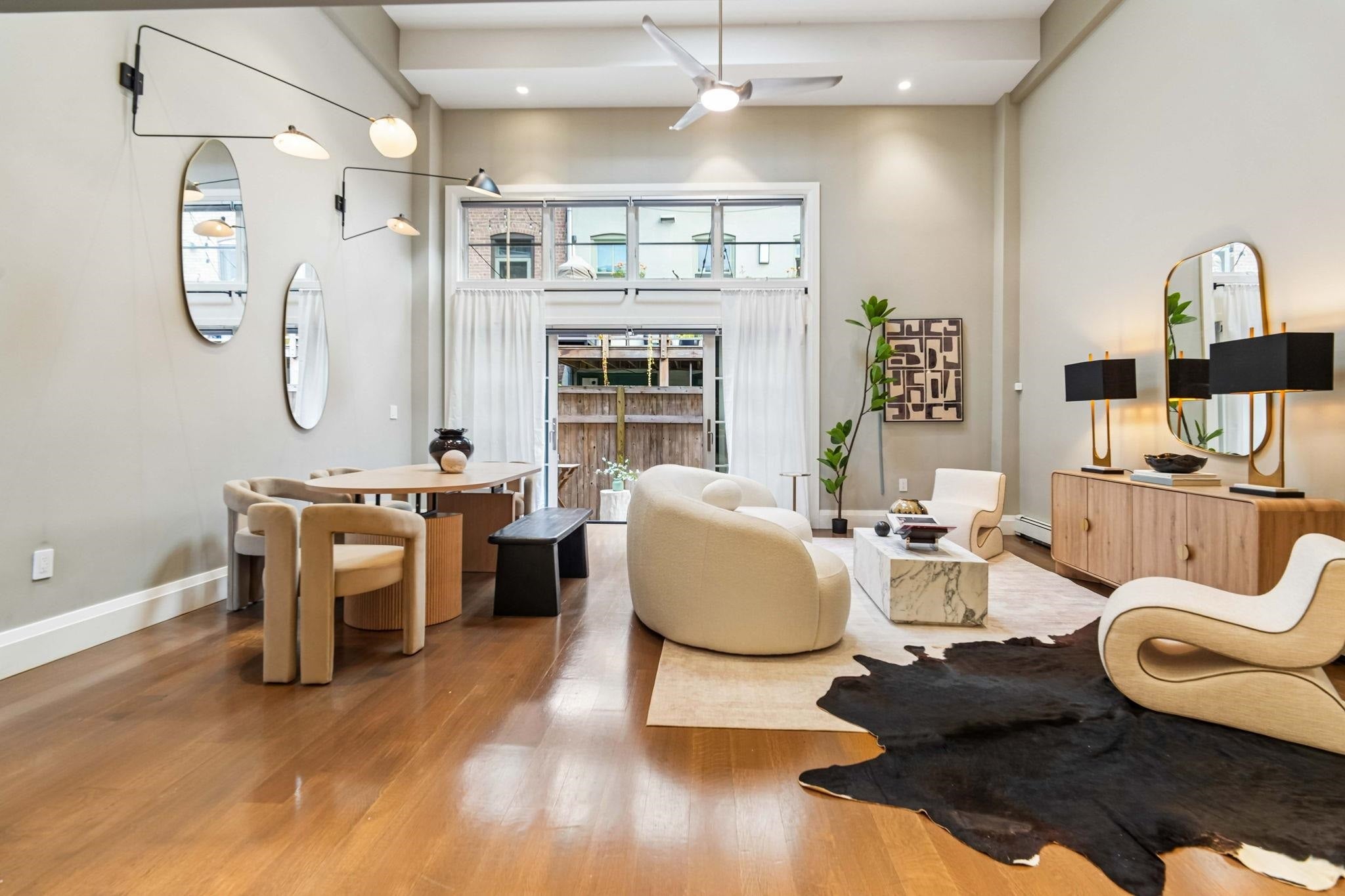 Search Homes 3 208 BRUNSWICK ST 4x