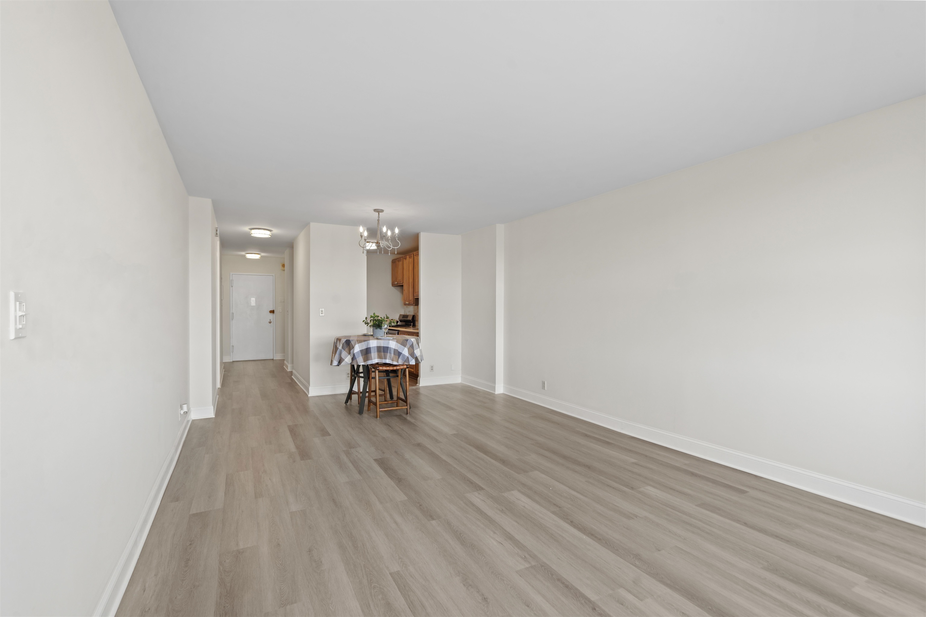 7002 Blvd East #8C, Guttenberg, New Jersey image 4