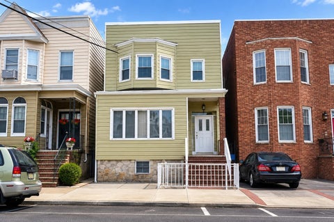 Apartment For Rent - 1903 Palisade Ave #2<br/> Union City, NJ 07087
