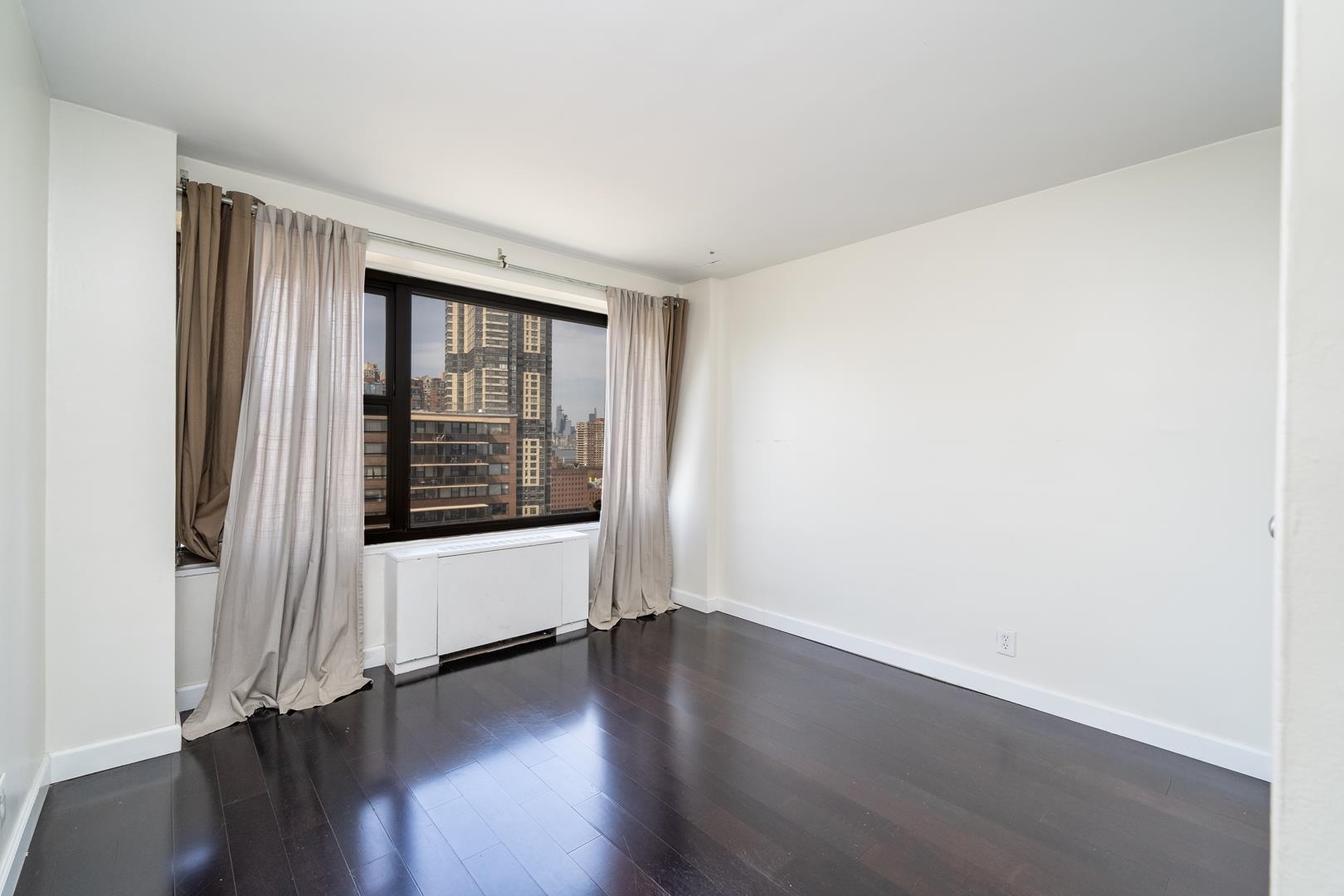 135 Montgomery St #21H, Jersey City, New Jersey image 8