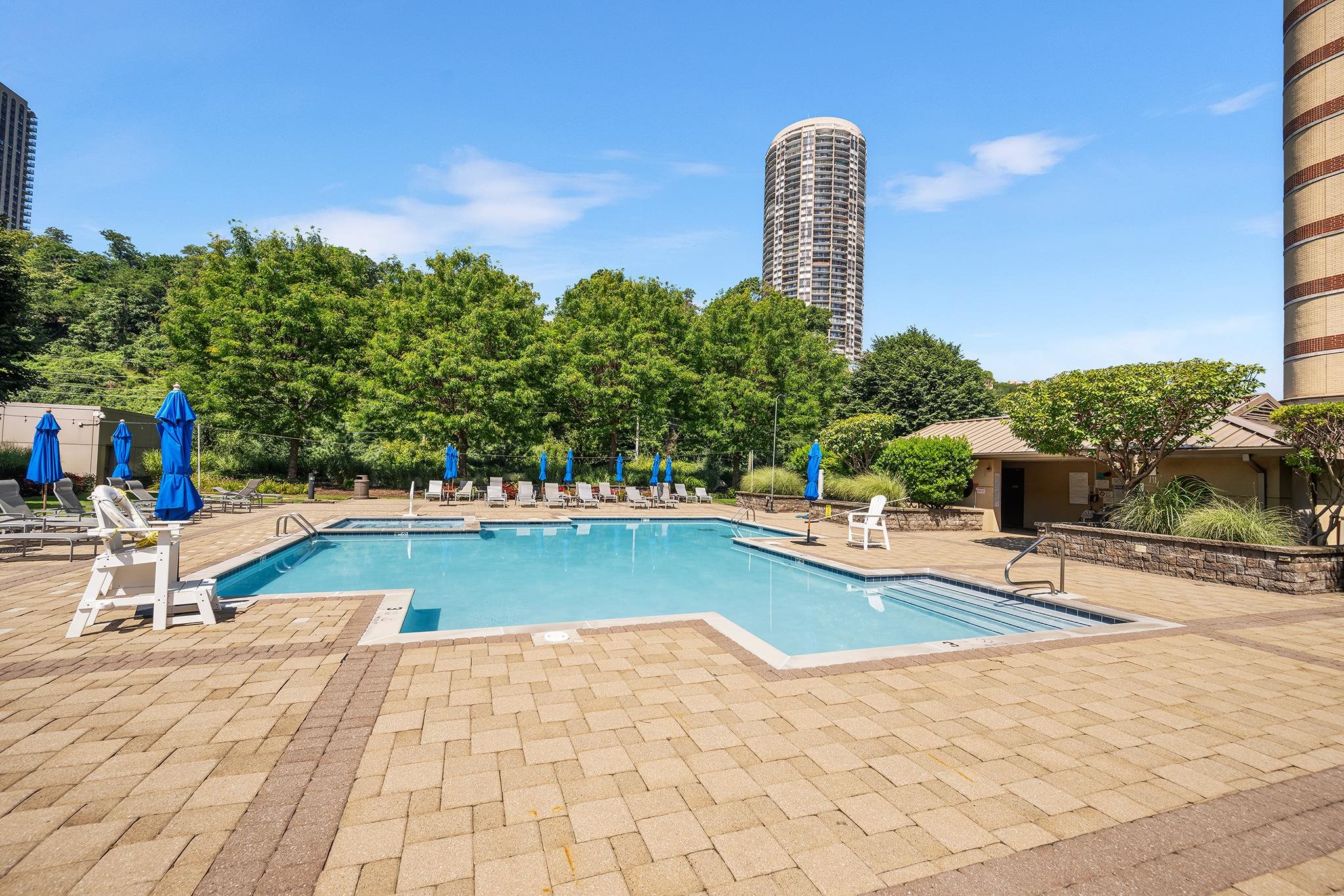 8100 River Rd #107, North Bergen, New Jersey image 36