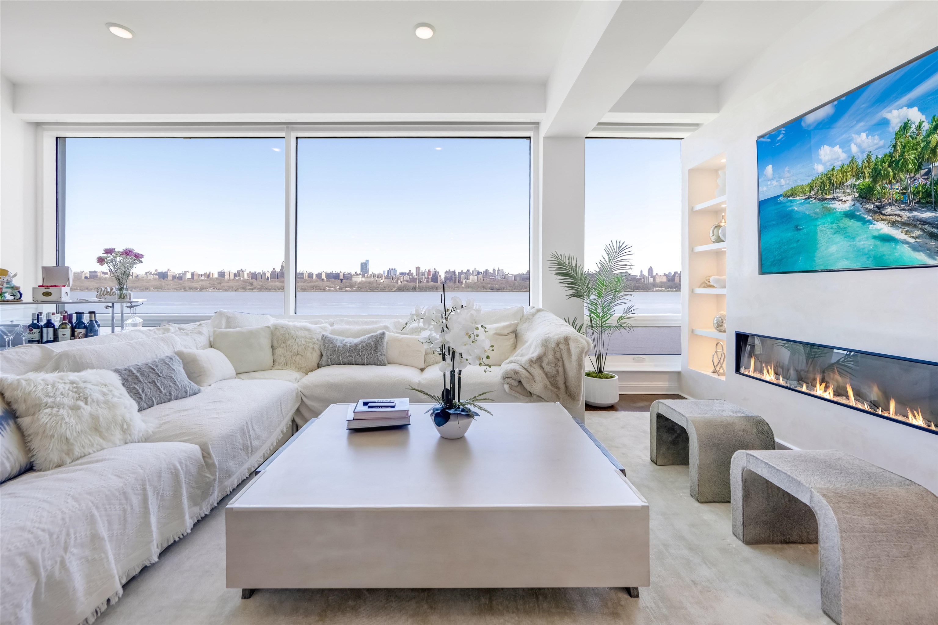 9 Somerset Lane #403-404, Edgewater, New Jersey image 2