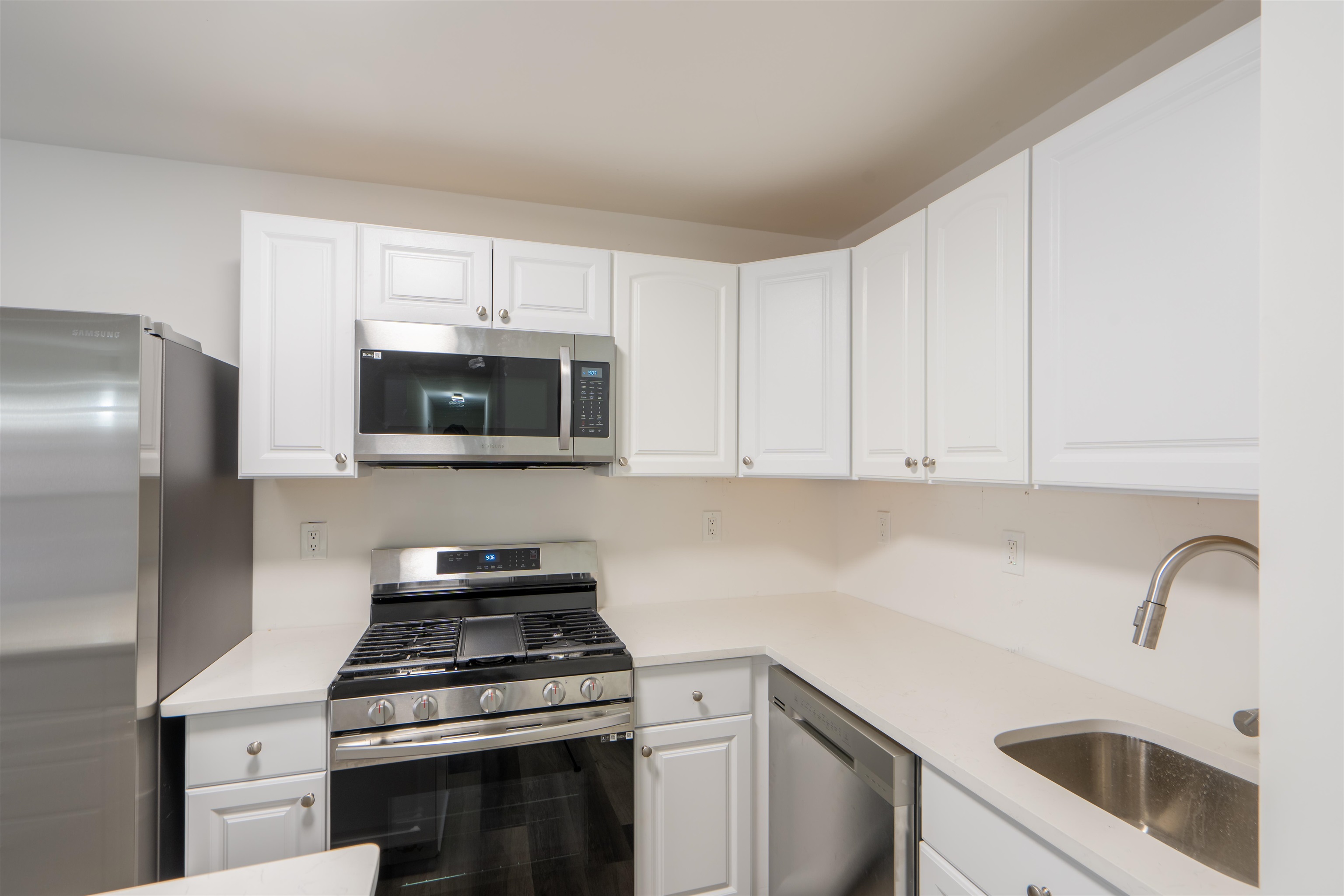 5311 Blvd East #4, West New York, New Jersey image 3