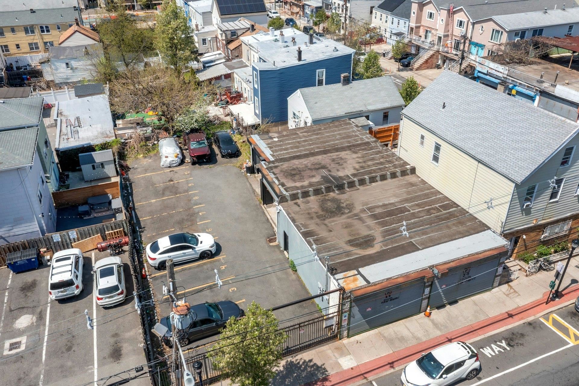 511 Bergenline Ave, Union City, New Jersey image 2