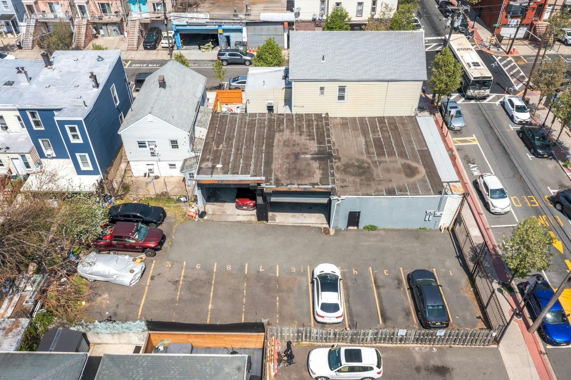 511 Bergenline Ave, Union City, New Jersey image 1