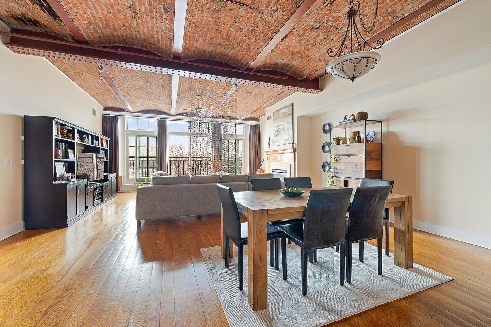 174 WASHINGTON ST 2K