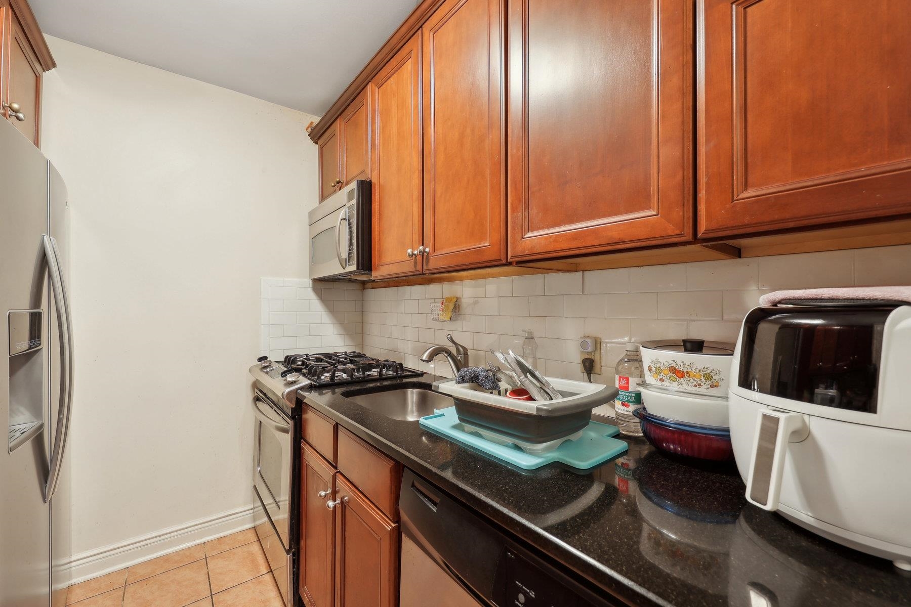 500 Central Ave #1118, Union City, New Jersey image 2