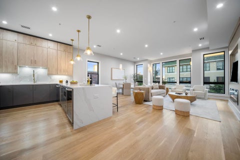 Condo For Sale - 617 Palisade Ave #3<br/> Jersey City, NJ 07307